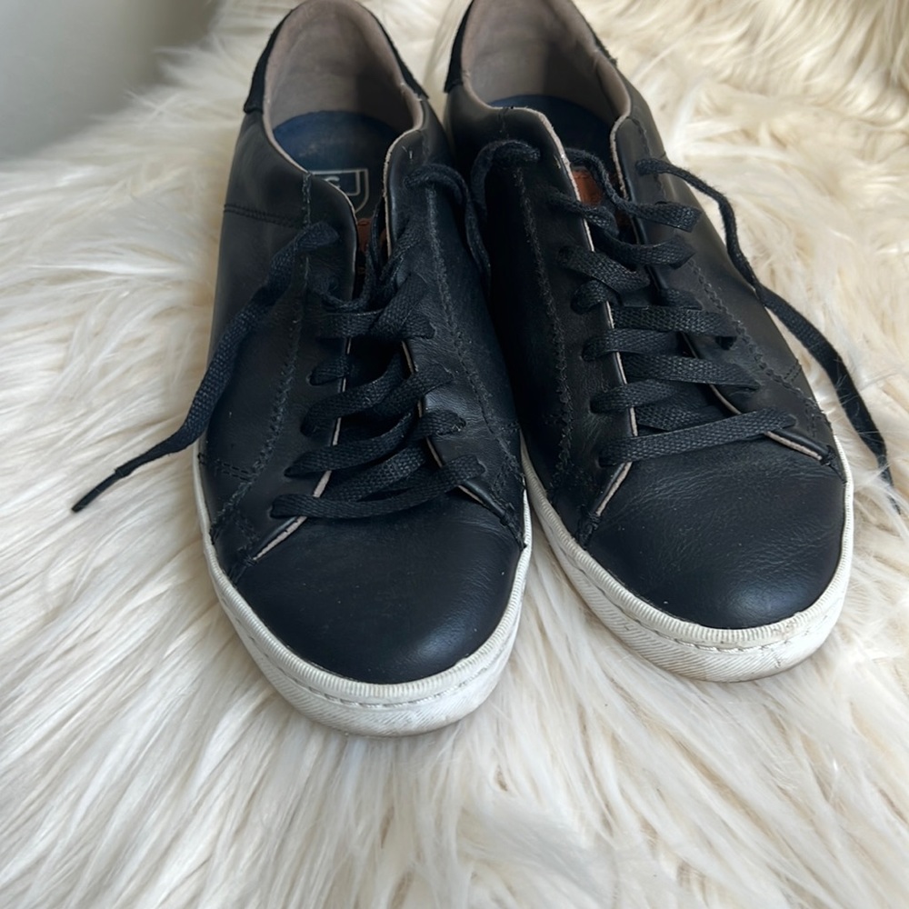 Black leather Cole Hahn sneakers, gently worn.